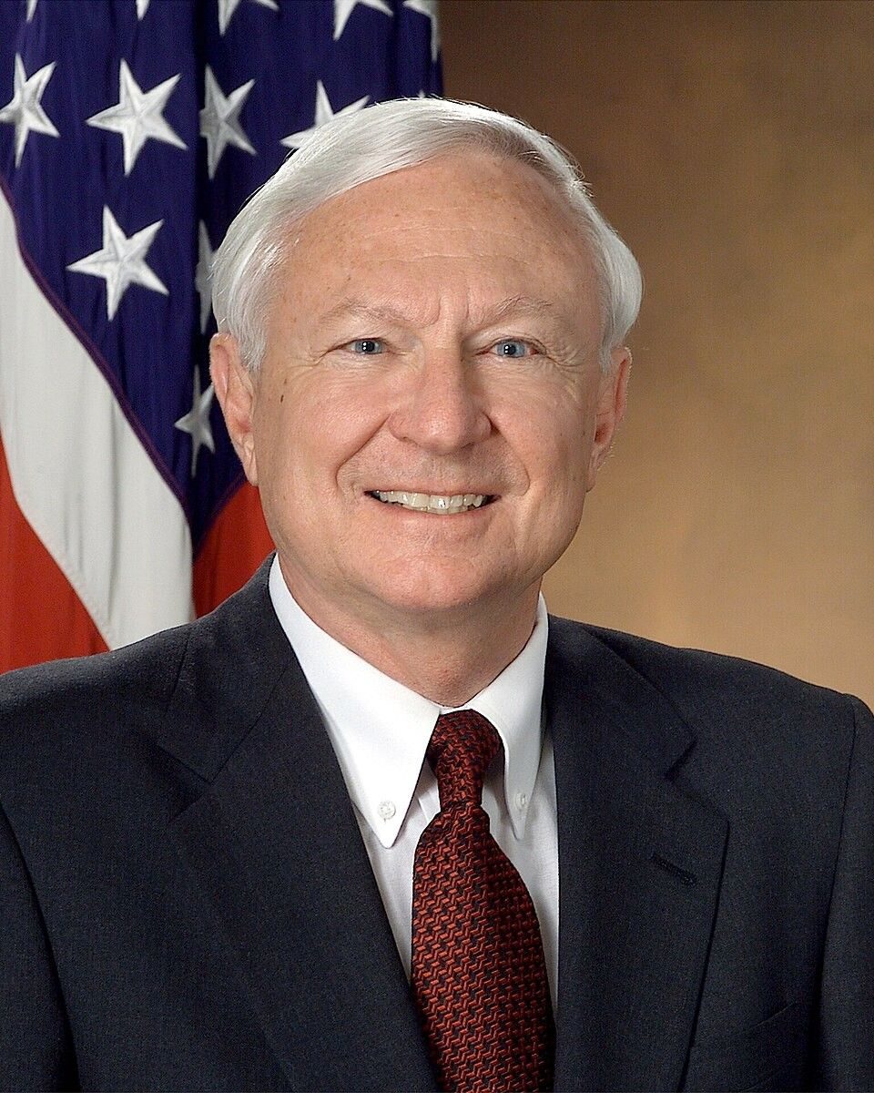 Edward C. 'Pete' Aldridge Jr., official portrait.