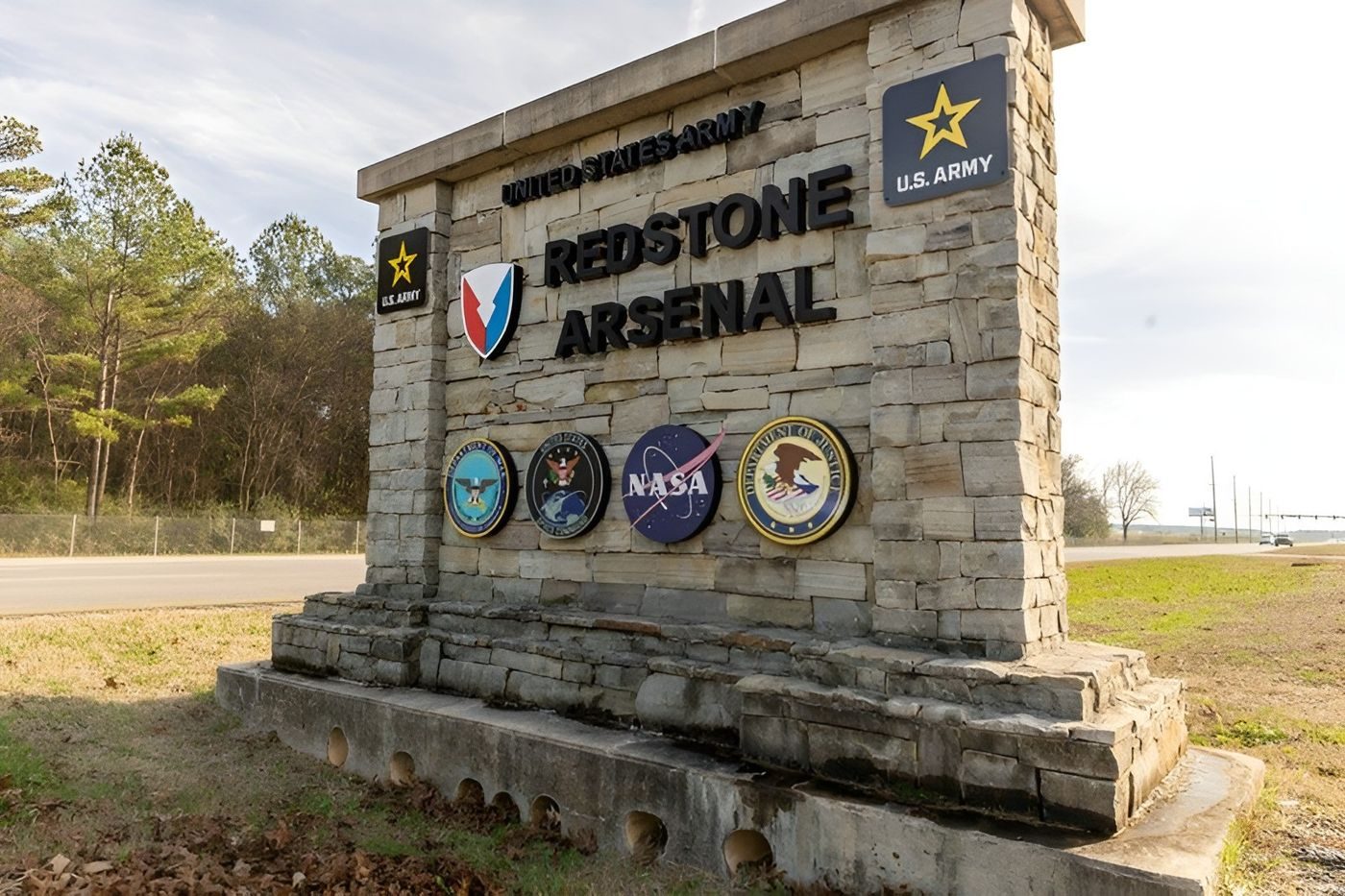 Redstone Arsenal (Army AMCOM, MDA, NASA Marshall host)