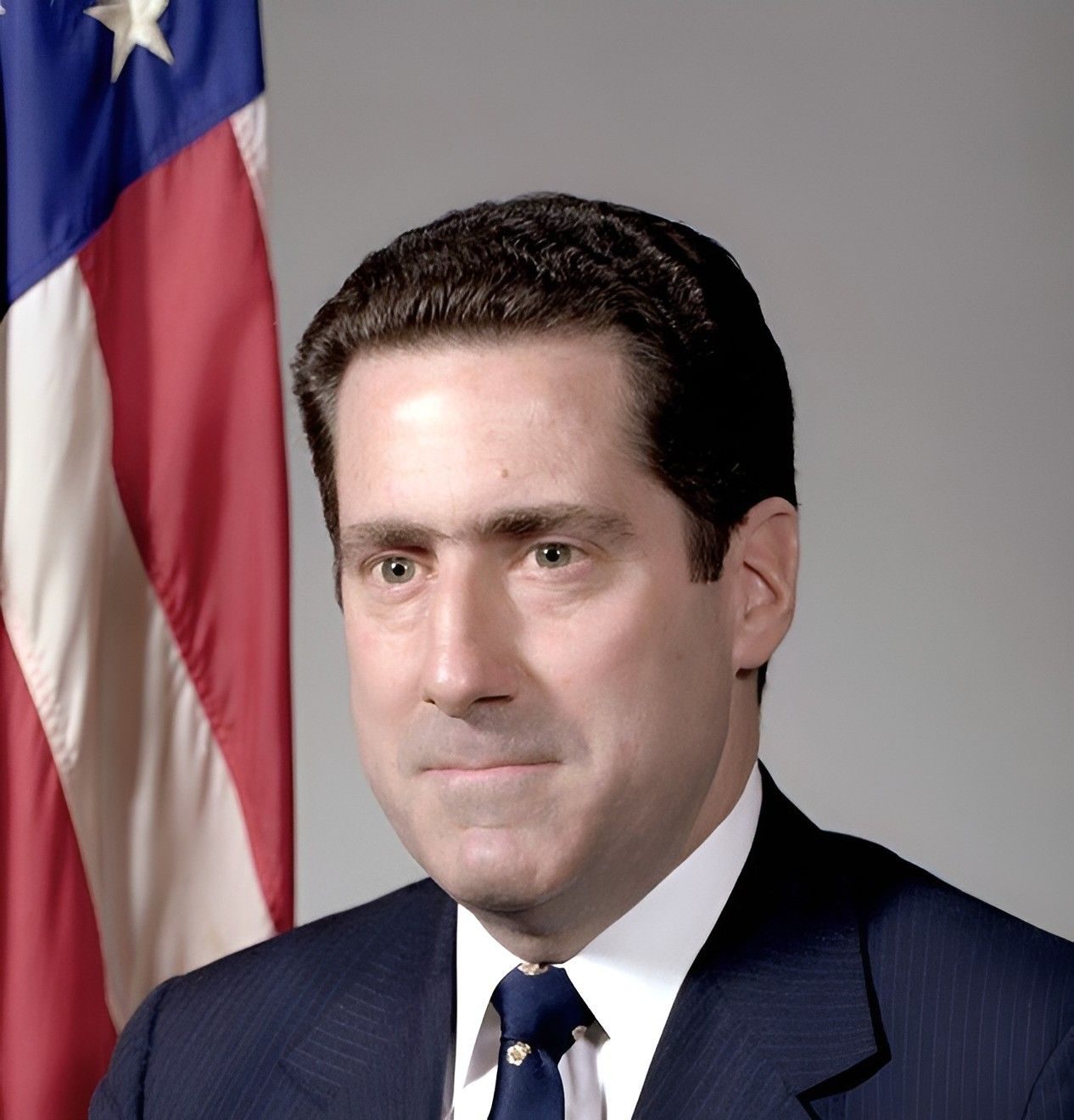 John S. Herrington in his official portrait as Assistant Secretary of the Navy (Manpower and Reserve Affairs), 25 November 1981, four years before he became Secretary of Energy (cropped).