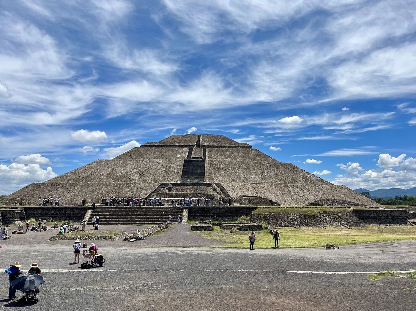 The Pyramid of the Sun at Teotihuacan, Mexico, from the front (2023). The muon detector sat in a tunnel beneath it.