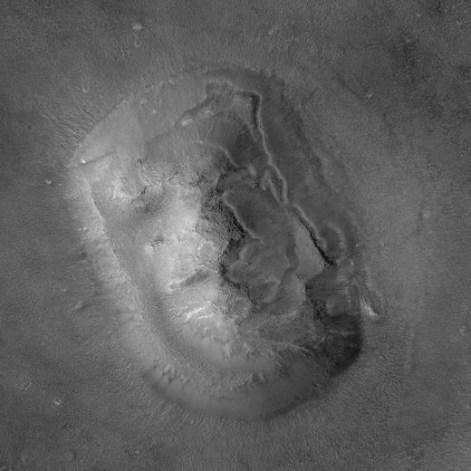 Mars Global Surveyor, 8 April 2001 (E03-00824)