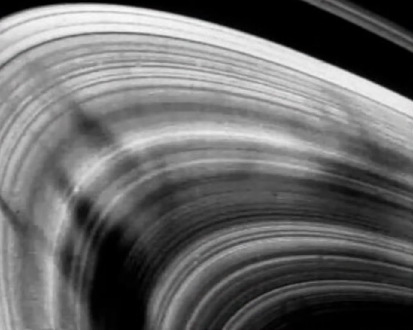 Voyager 2 spokes sequence (six video grabs)
