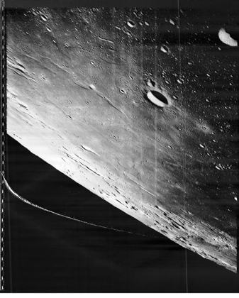 Lunar Orbiter III frame 84 M, Sinus Medii (NASA/LPI).