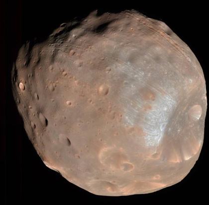 Phobos in colour from HiRISE, March 23, 2008 (PSP_007769_9010, NASA PIA10368).
