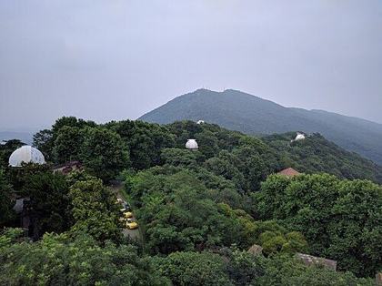 Context: Purple Mountain (Zijinshan) Observatory, Nanjing, 16 July 2016. Its astronomers saw the 1981 spiral, collected 70+ and 50+ written reports and triangulated its height at about 500 km.