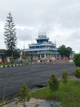 Context, not the event: the air traffic control tower at Imphal (Bir Tikendrajit) International Airport, the tower above which the CISF and ATC saw the white object on 19 Nov 2023. Photo taken after the event (date not given on Commons).