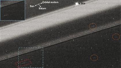Streaks near a narrow ring during the Antares occultation (paper figure, video grab)